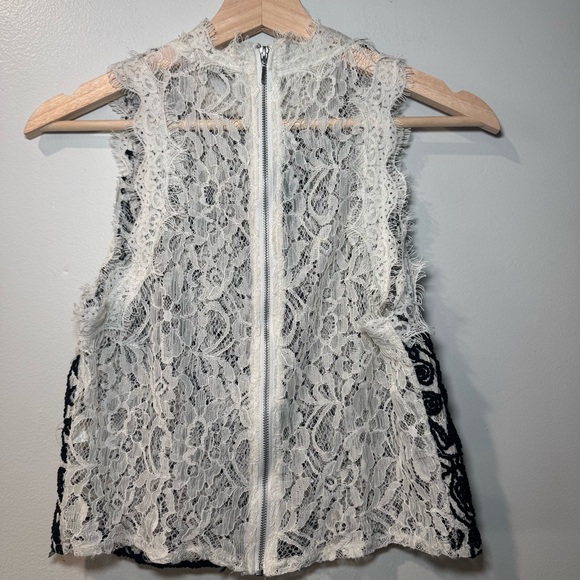 Zara Trafaluc Top Size M Lace Sleeveless Blouse Black White Zip Back Sheer - Picture 3 of 5